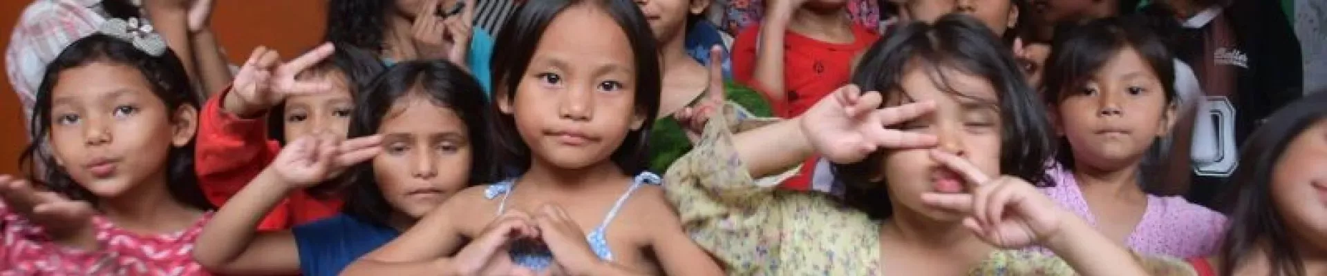 AILLEURS SOLIDAIRES : une association au service des populations démunies du Népal