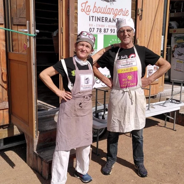 Une boulangerie bio itinérante en Isère